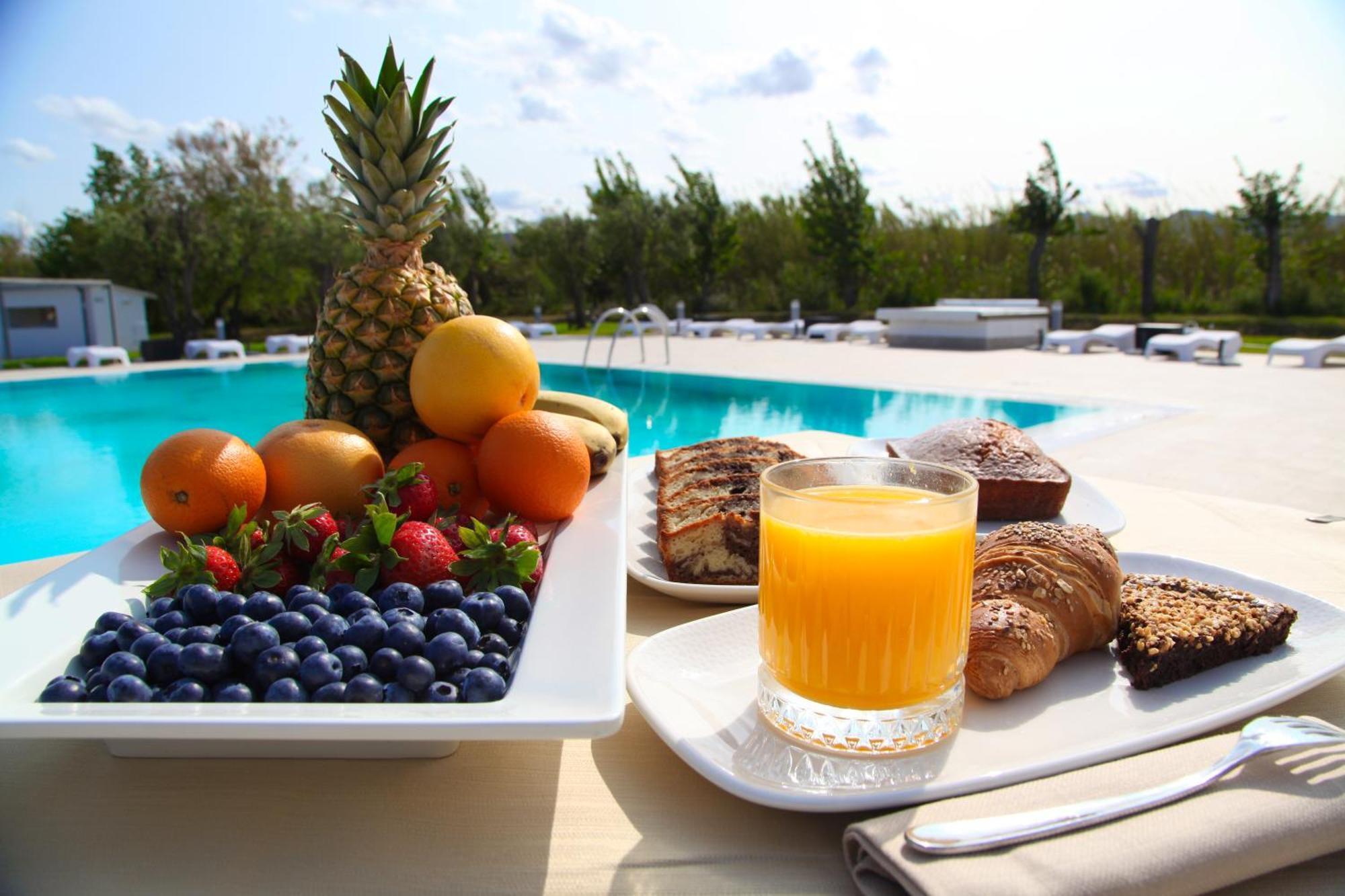 Resort Abbaia Ba Budoni Ngoại thất bức ảnh
